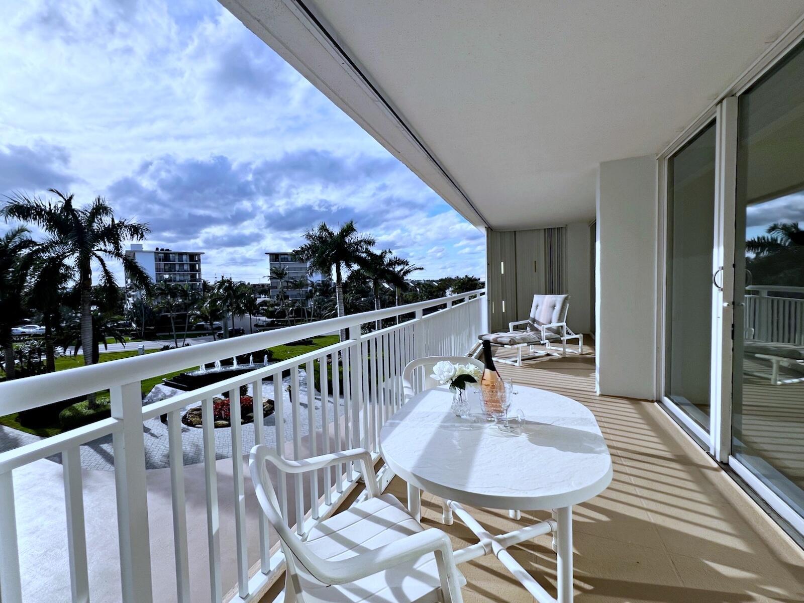 Experience an unforgettable seasonal stay at this lovely condo that offers a seamless and contemporary turnkey experience. Located in a resort-style complex right on the beach, this unit offers lovely views of the tropical garden. Each room has sliding doors leading to a generously proportioned balcony that offers the perfect spot to enjoy the vibrant sunsets. The well-appointed unit offers cozy rooms, with the main room showcasing a luxurious, remote-controlled king-sized bed adorned in Capizzi shellSea stainless steel. The calm tranquility fountain view enhances the overall calming ambiance of the unit. Barclay offers direct beach access and a wide array of amenities, including a fitness center, tennis courts, a heated pool, BBQ facilities, saunas, a business center, game room,