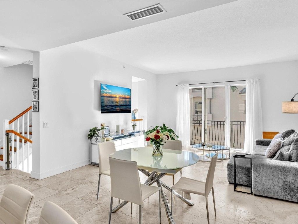 Photo of 1801 Coral Heights Boulevard, Fort Lauderdale, FL 33308 (MLS # F10542587)