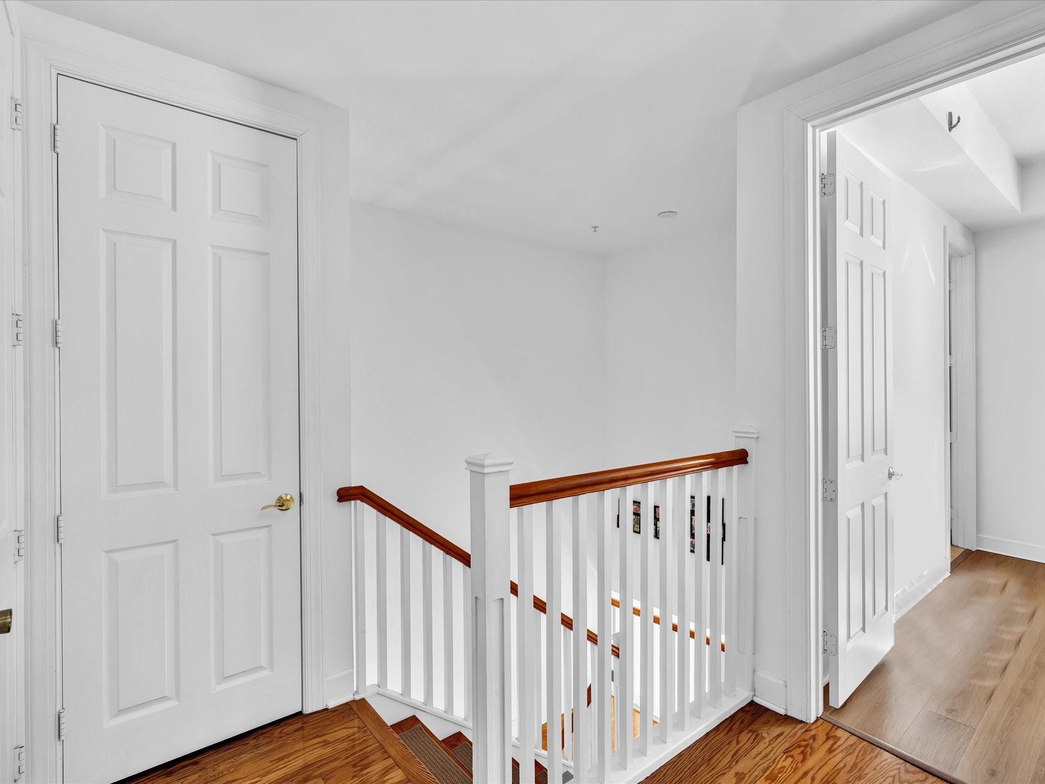 Soigne 76-10 B - Residential Lease