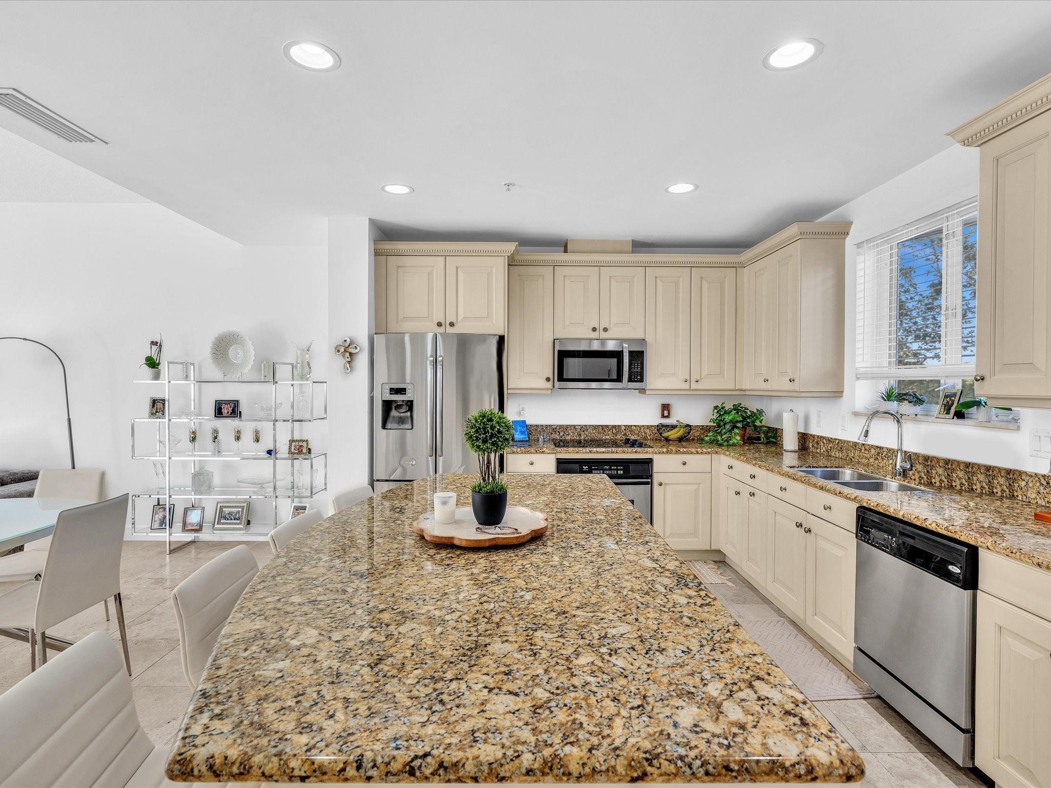 Soigne 76-10 B - Residential Lease