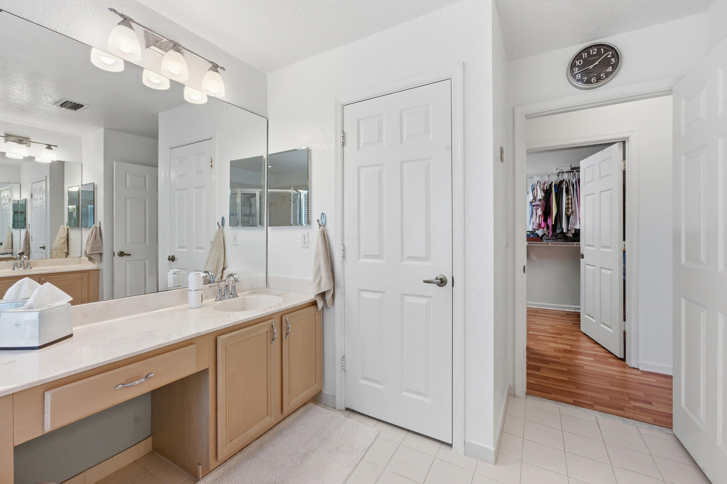 PEMBROKE SHORES - Residential