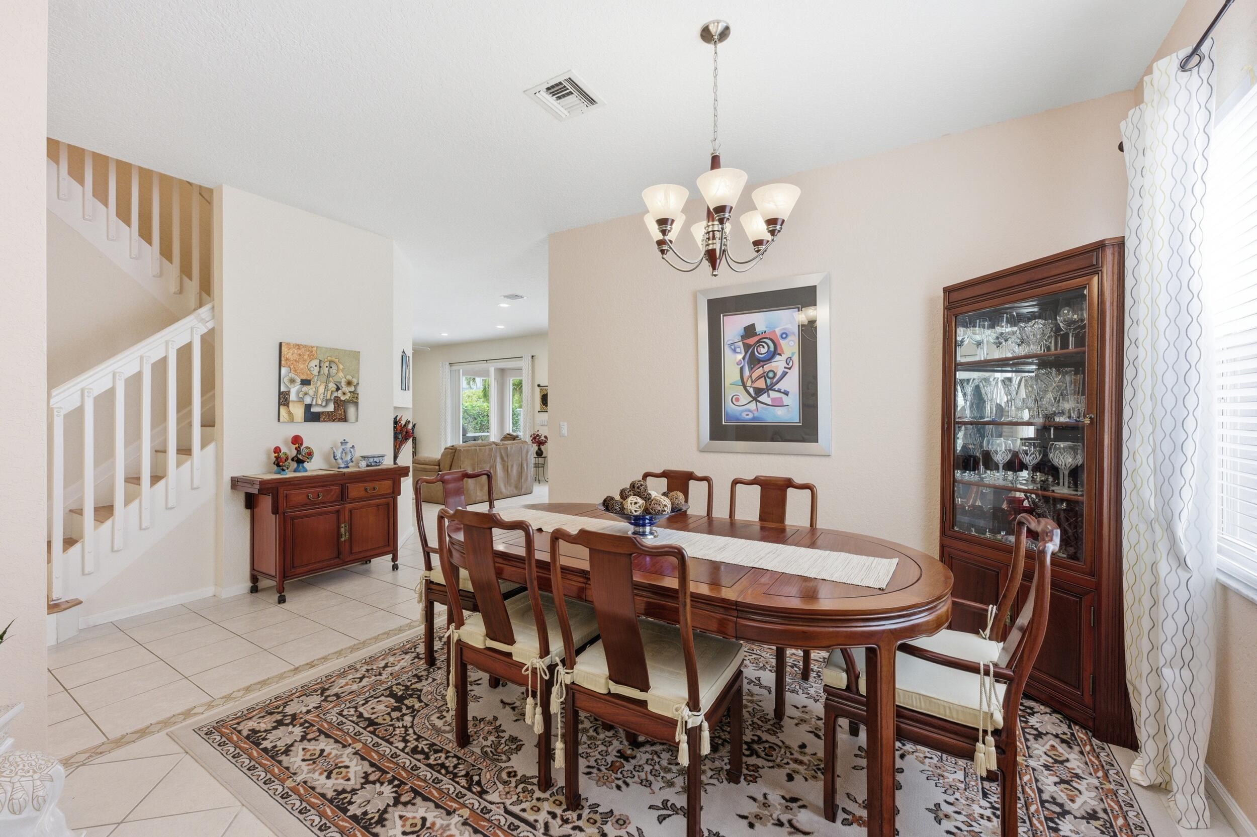 PEMBROKE SHORES - Residential