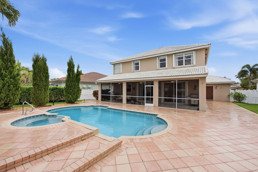 Photo of 648 SW 168th Terrace, Pembroke Pines, FL 33027 (MLS # B26008738)