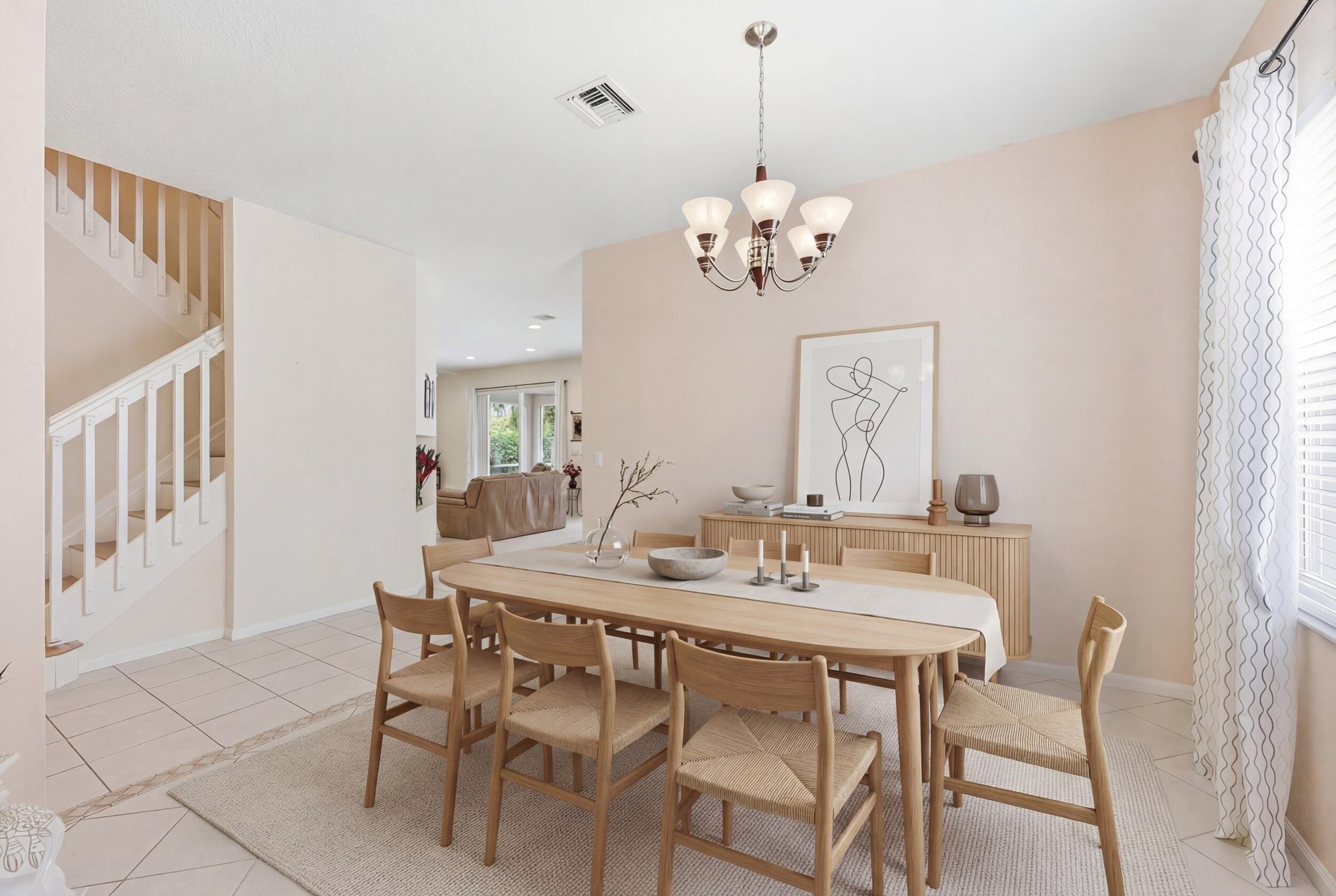 PEMBROKE SHORES - Residential