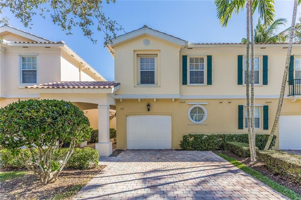 Photo of 166 Santa Barbara Way Way, Palm Beach Gardens, FL 33410 (MLS # F10343594)