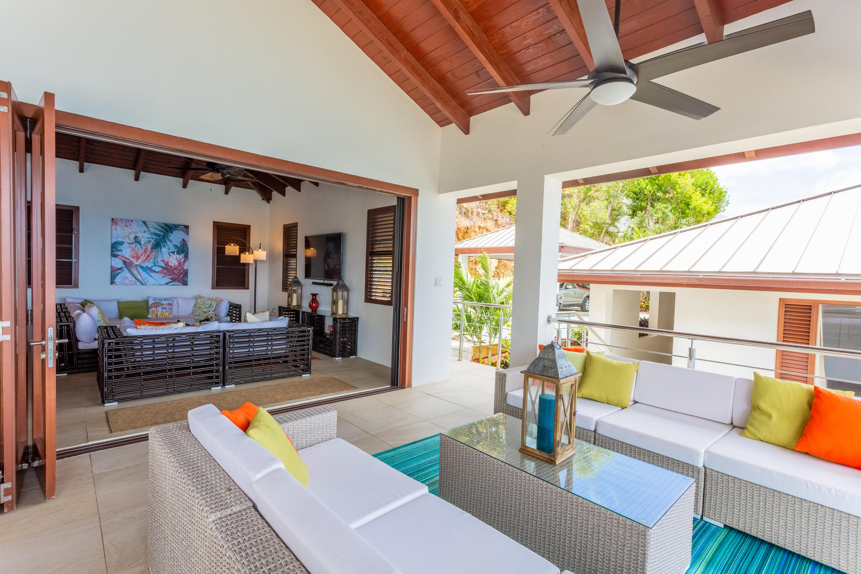 Trunk Bay - Residential