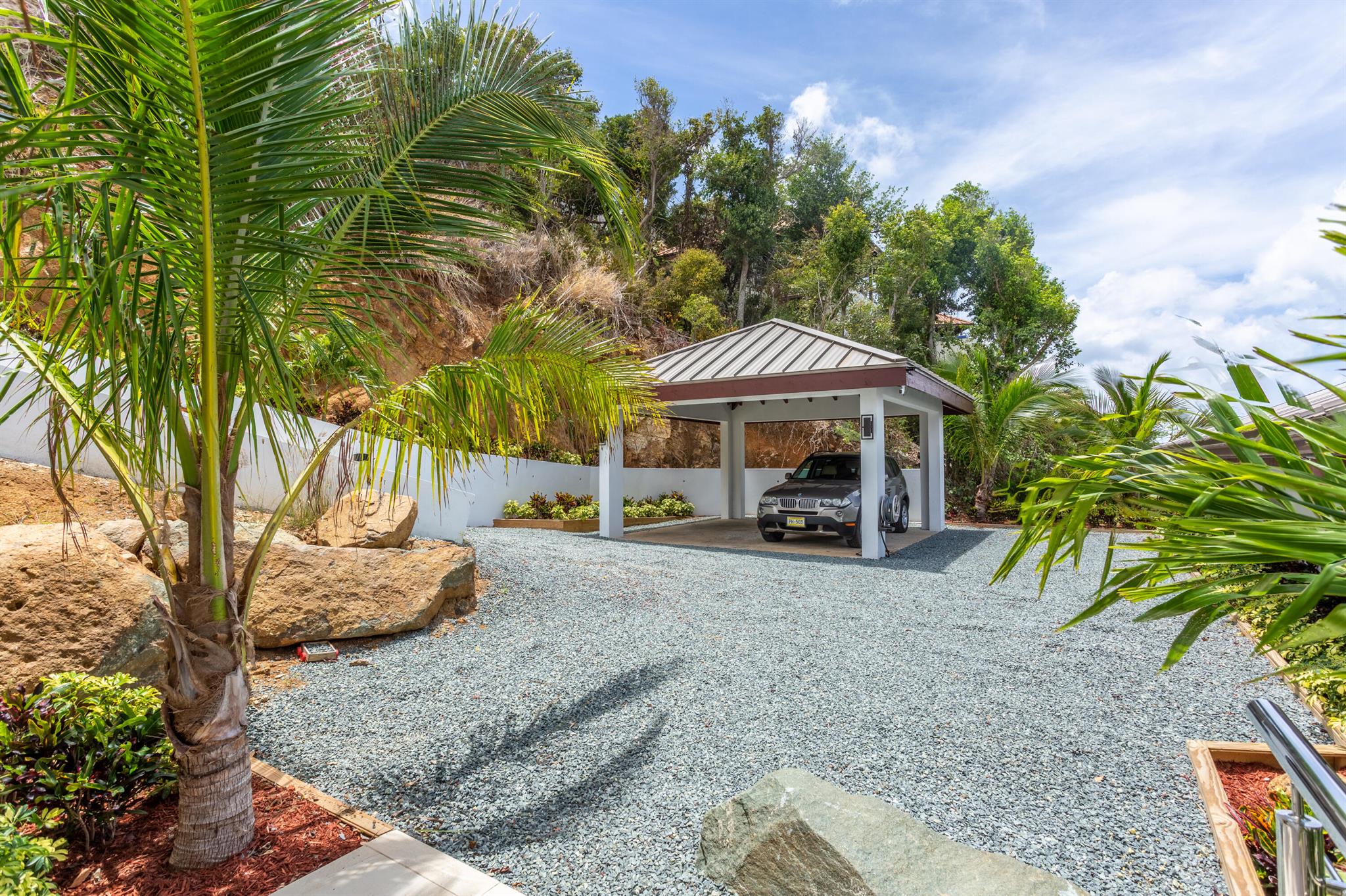 Trunk Bay - Residential