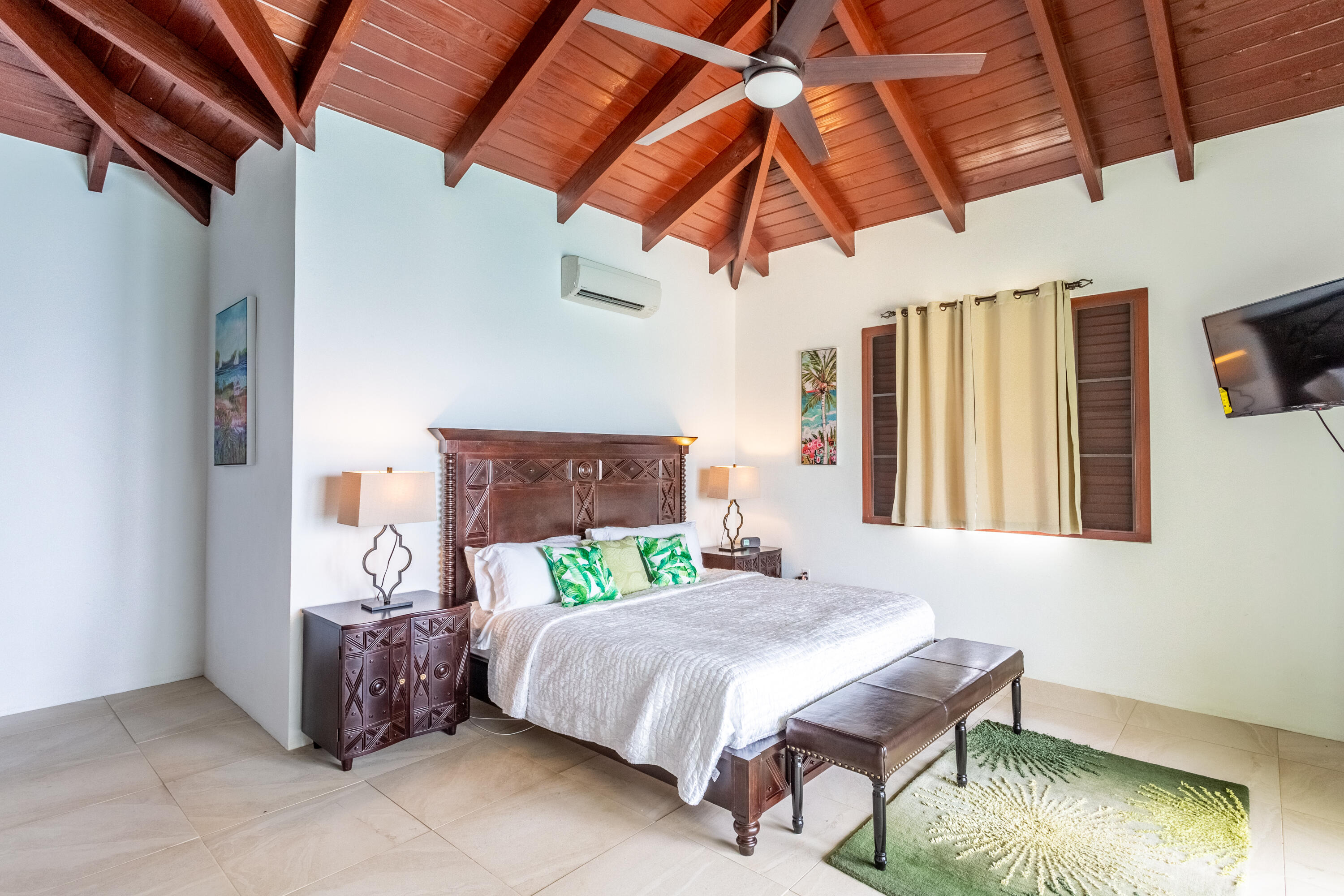 Trunk Bay - Residential