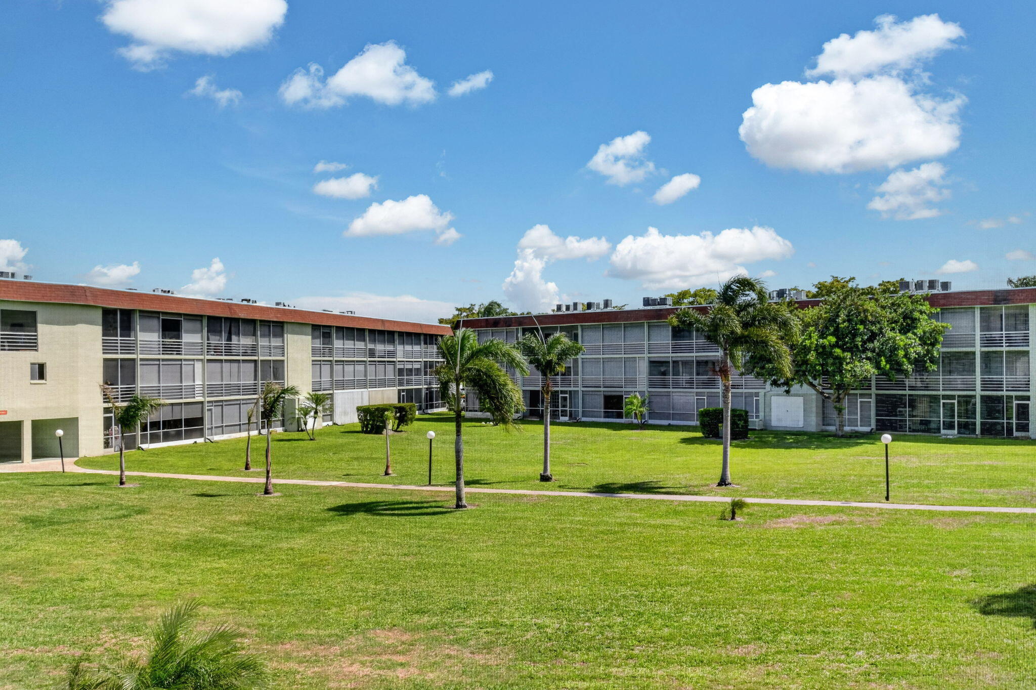 REGAL PALMS MAYFAIR CONDO - Residential