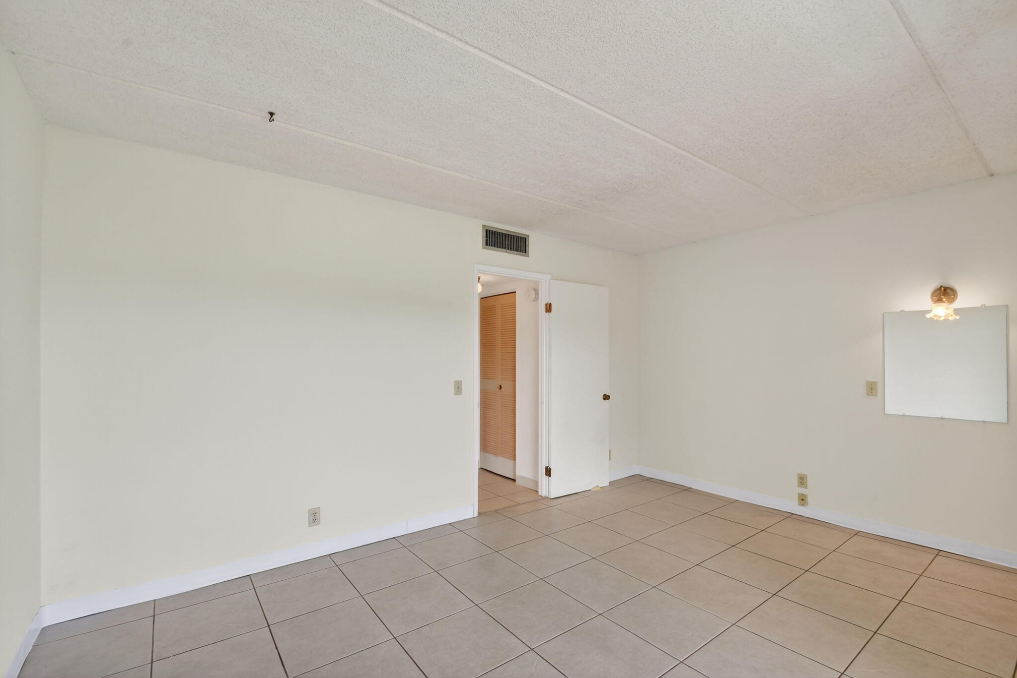 REGAL PALMS MAYFAIR CONDO - Residential