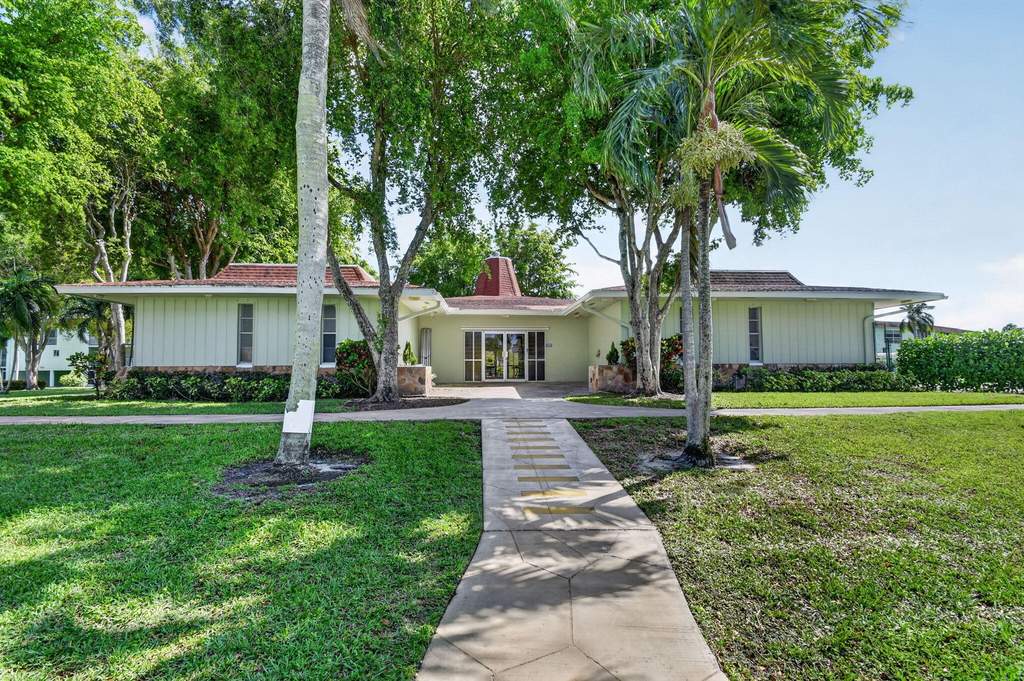 REGAL PALMS MAYFAIR CONDO - Residential