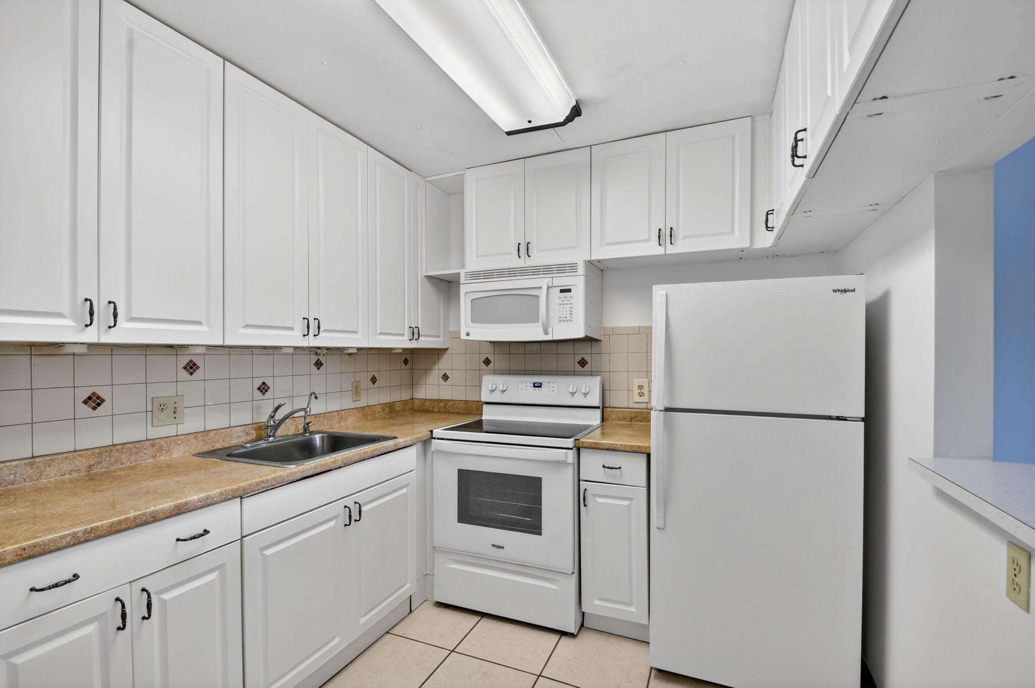 REGAL PALMS MAYFAIR CONDO - Residential