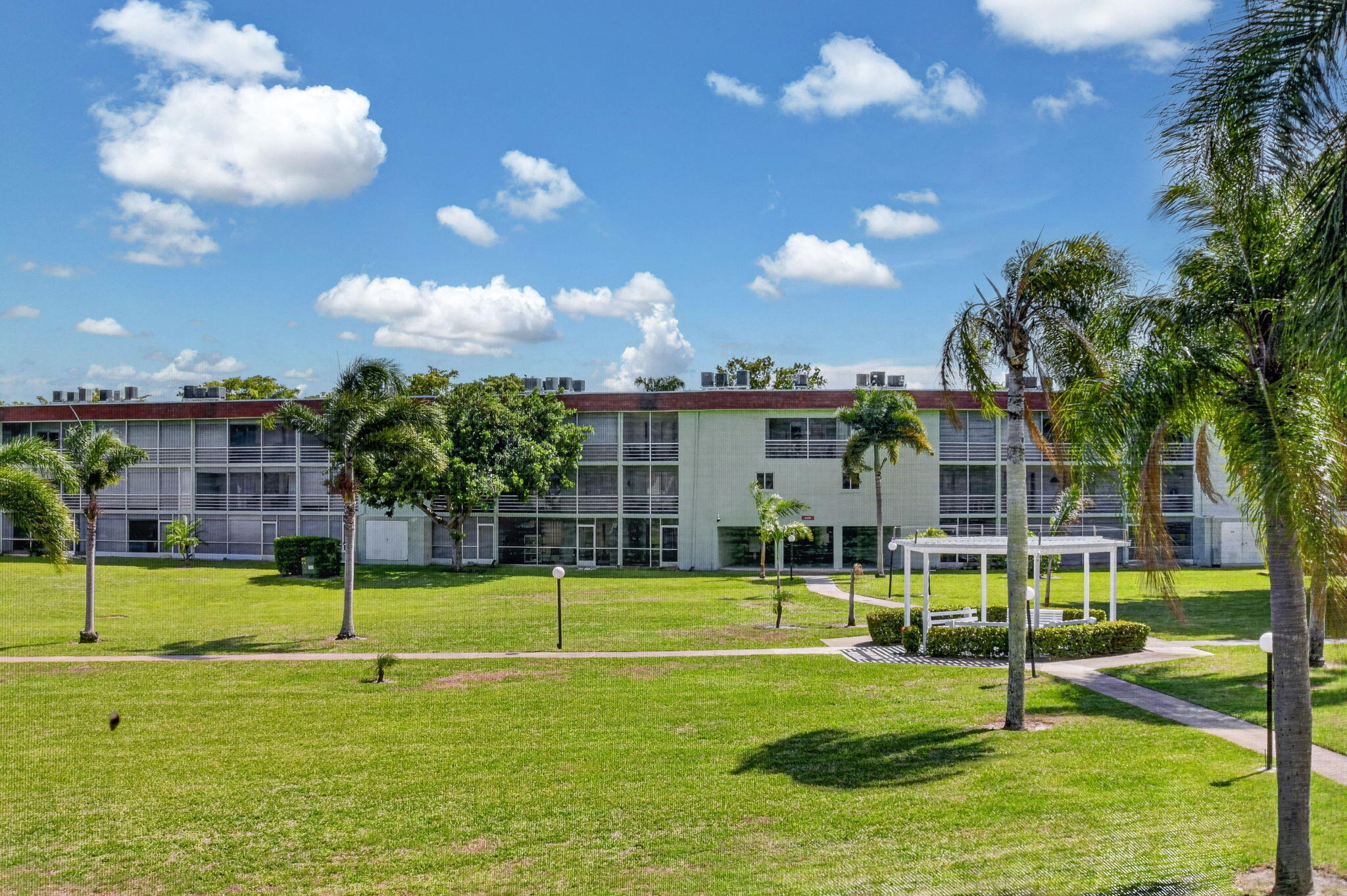 REGAL PALMS MAYFAIR CONDO - Residential