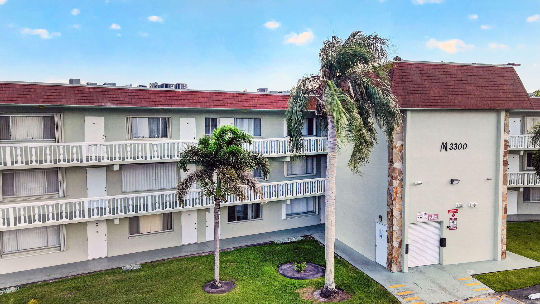 REGAL PALMS MAYFAIR CONDO - Residential