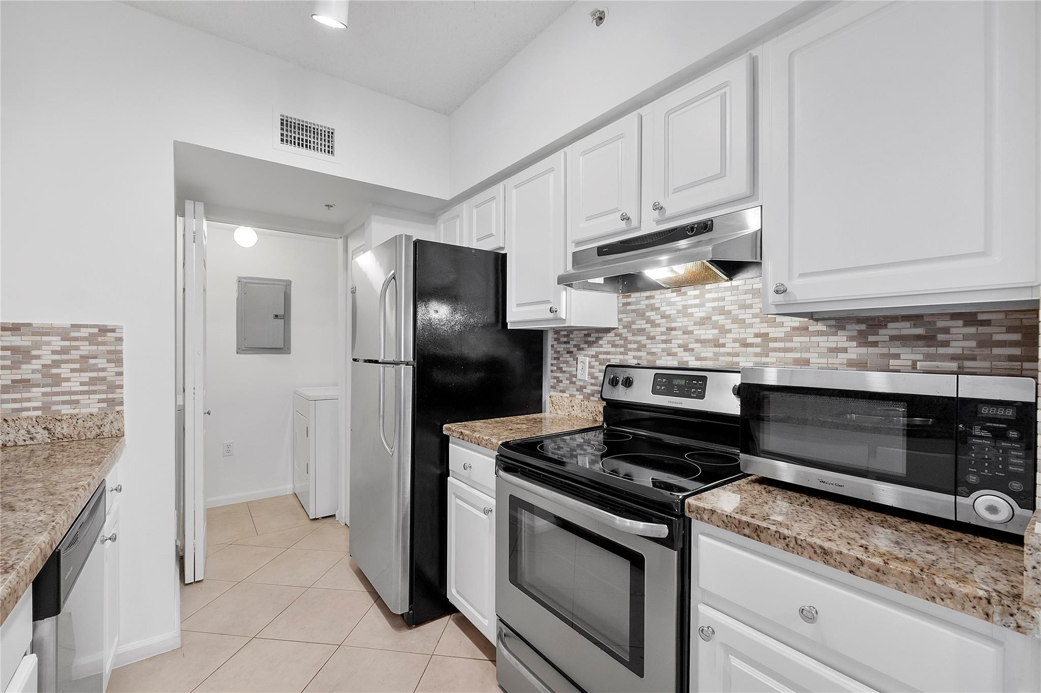 Palms Point - Residential