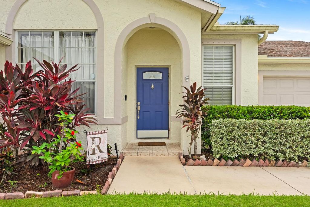 Photo of 1134 Aviary Road, Wellington, FL 33414 (MLS # R11127948)