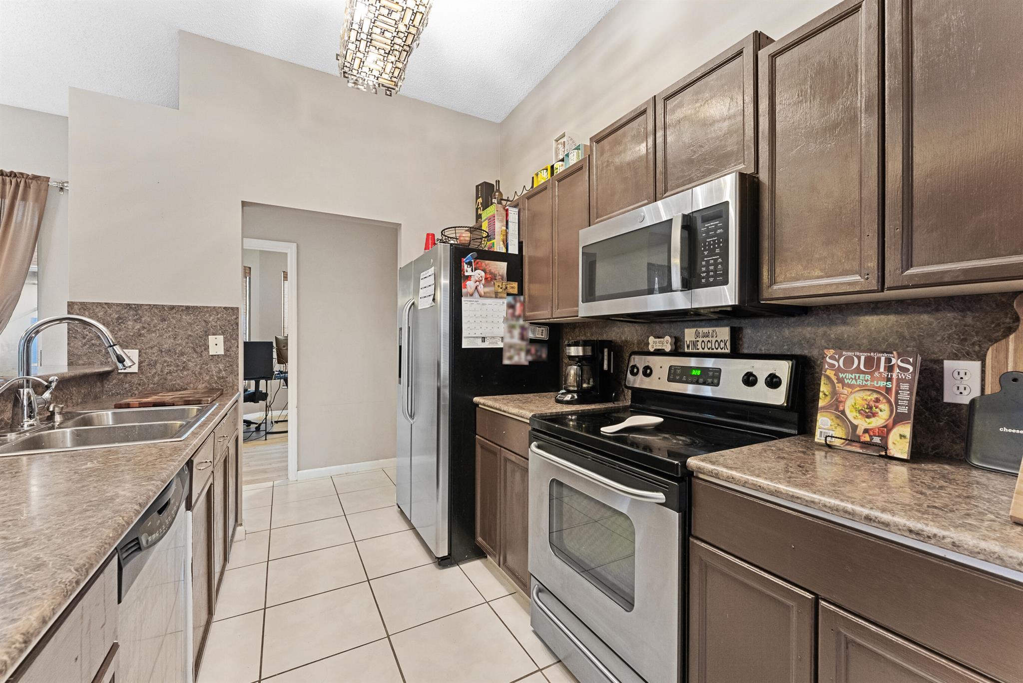 EMERALD FOREST OF WELLING - Residential