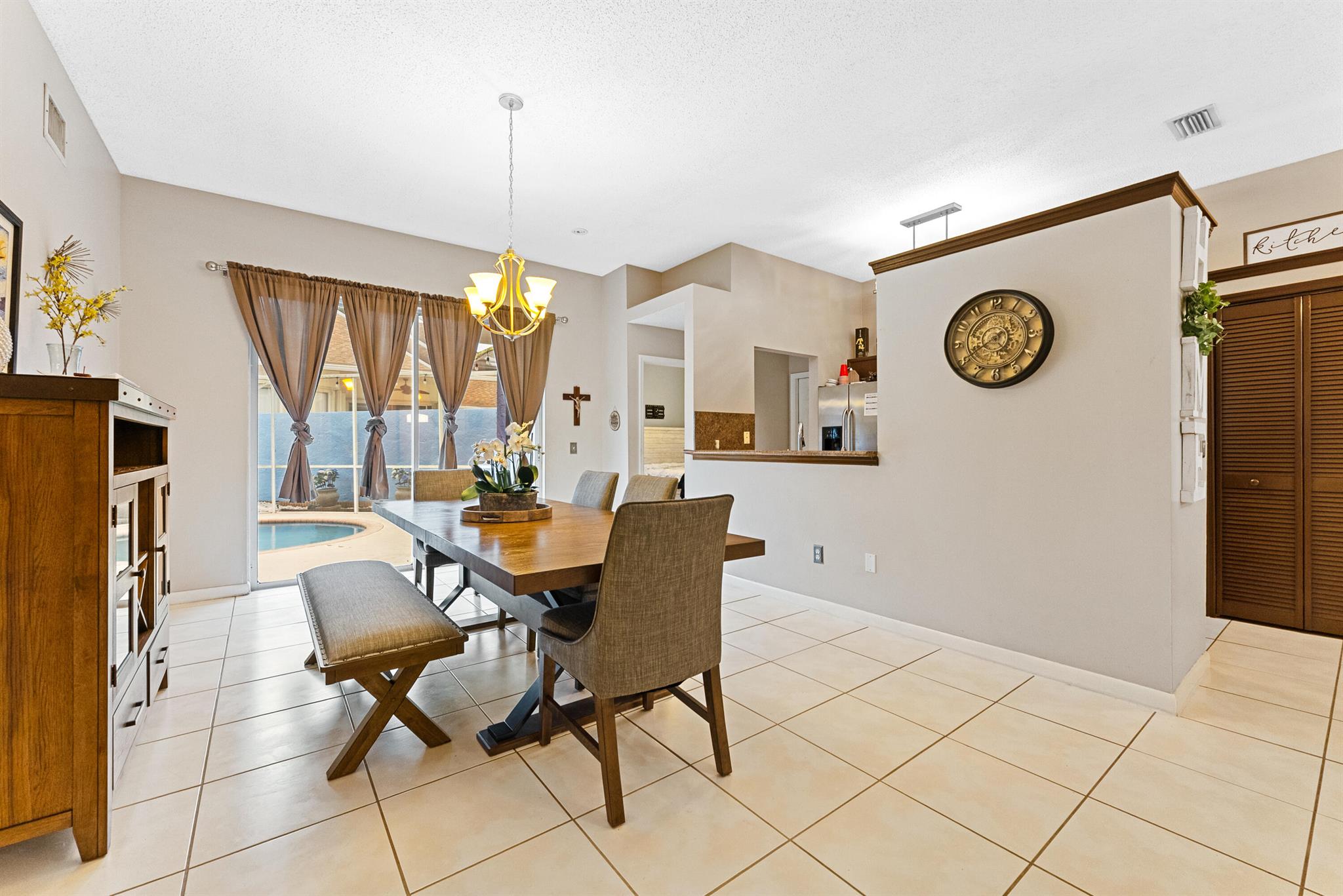EMERALD FOREST OF WELLING - Residential