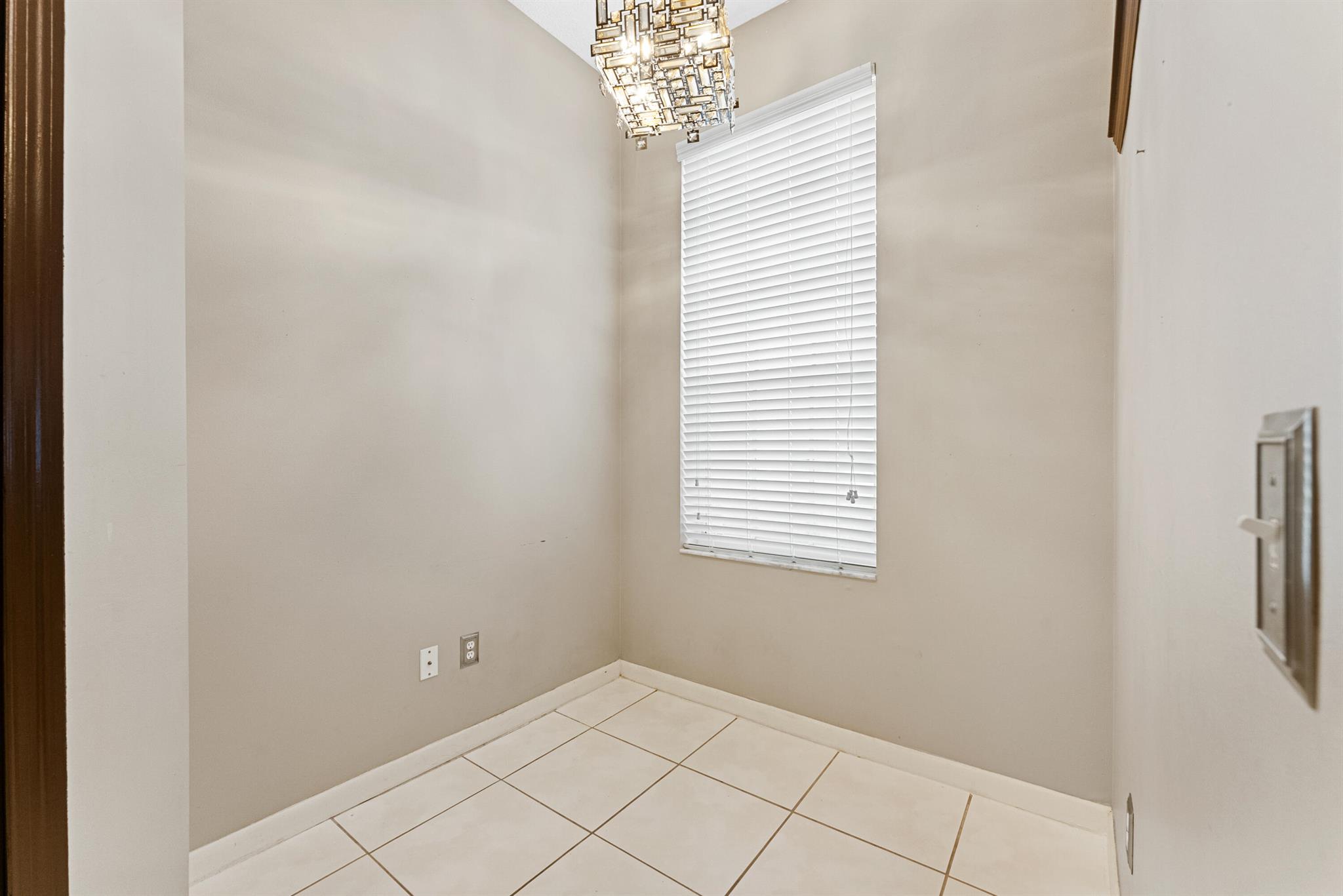EMERALD FOREST OF WELLING - Residential