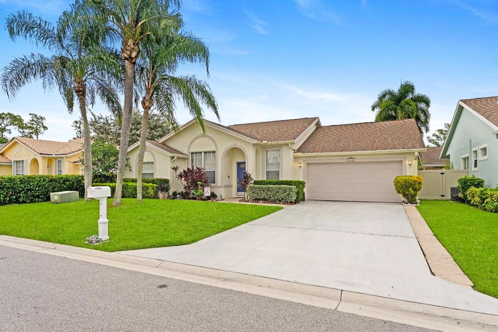 Photo of 1134 Aviary Road, Wellington, FL 33414 (MLS # R11127948)