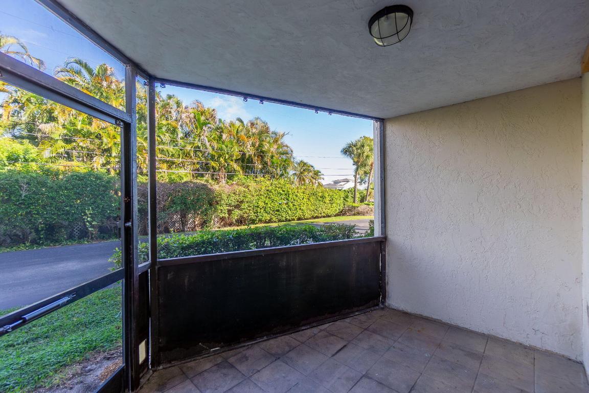 HIDDEN HARBOUR OF THE PALM BEACHES CONDO - Residential Lease