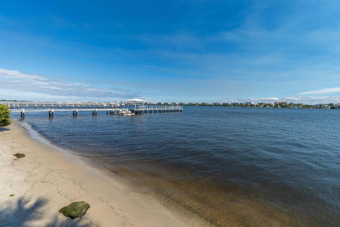 HIDDEN HARBOUR OF THE PALM BEACHES CONDO - Residential Lease