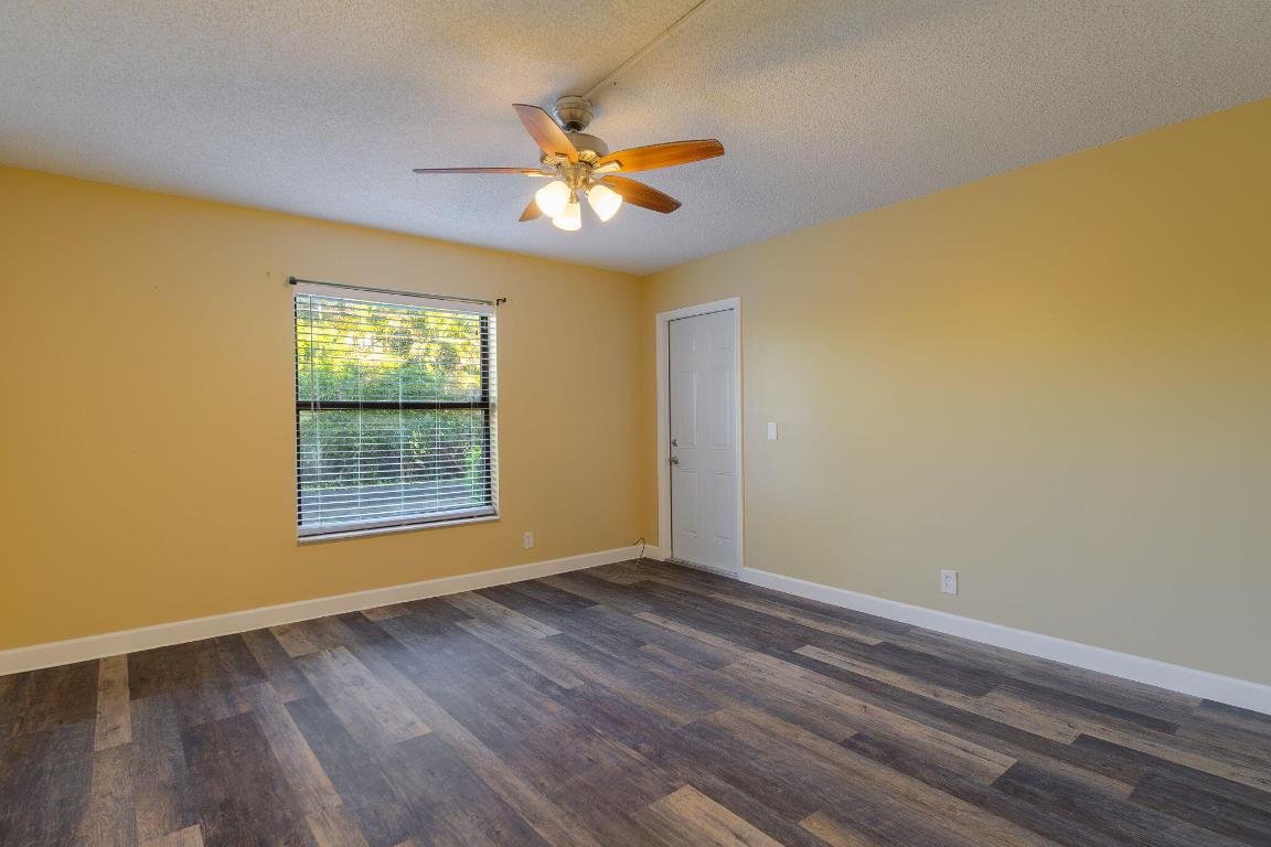 HIDDEN HARBOUR OF THE PALM BEACHES CONDO - Residential Lease