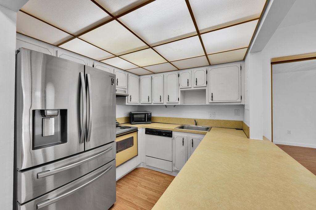 Photo of 7100 NW 17th Street #217, Plantation, FL 33313 (MLS # B26012427)