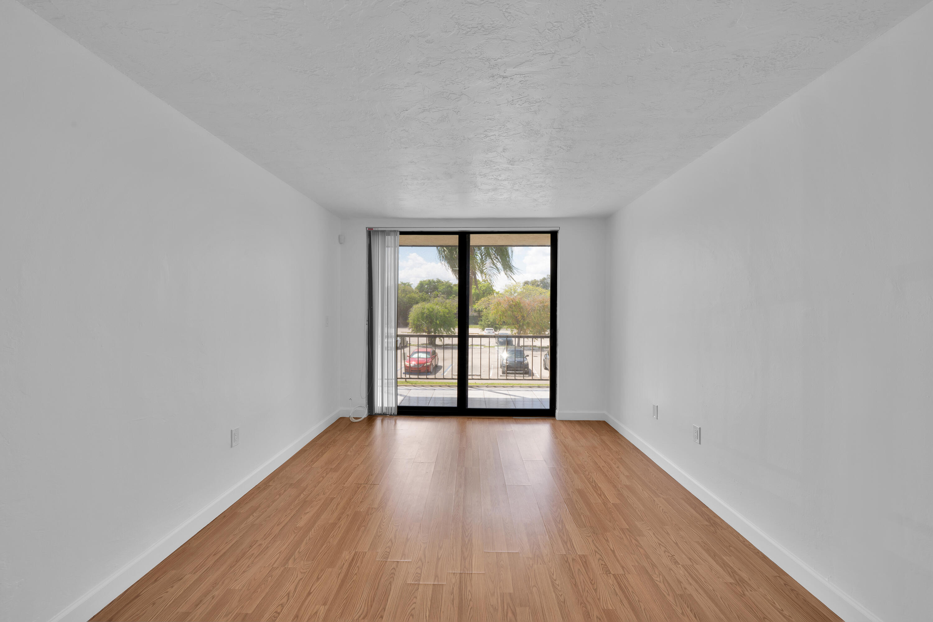 OMEGA CONDO NO 3 - Residential