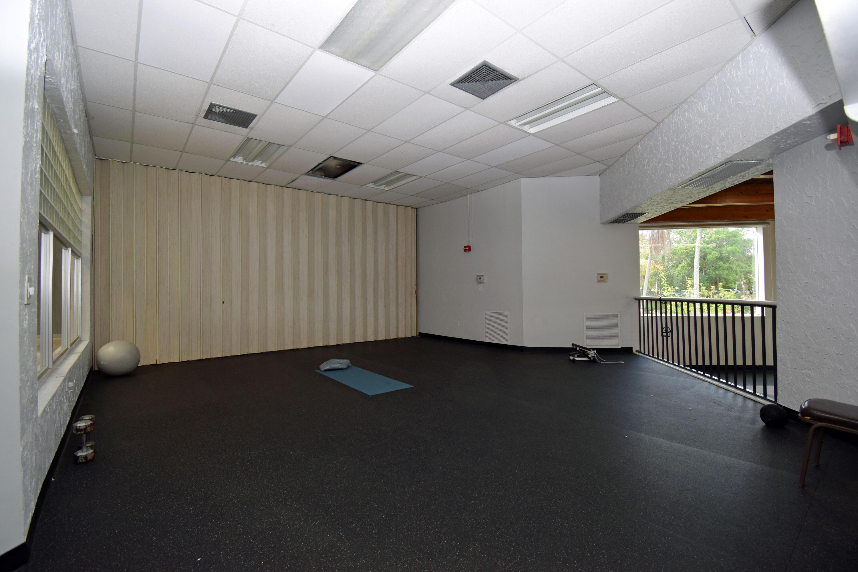 OMEGA CONDO NO 3 - Residential