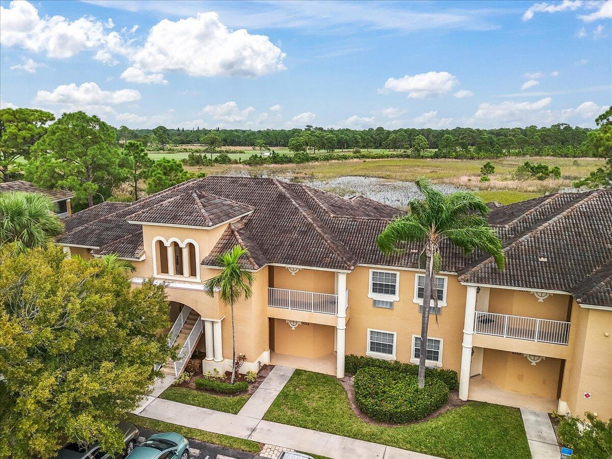 CASTLE PINES CONDOMINIUM - Residential Lease