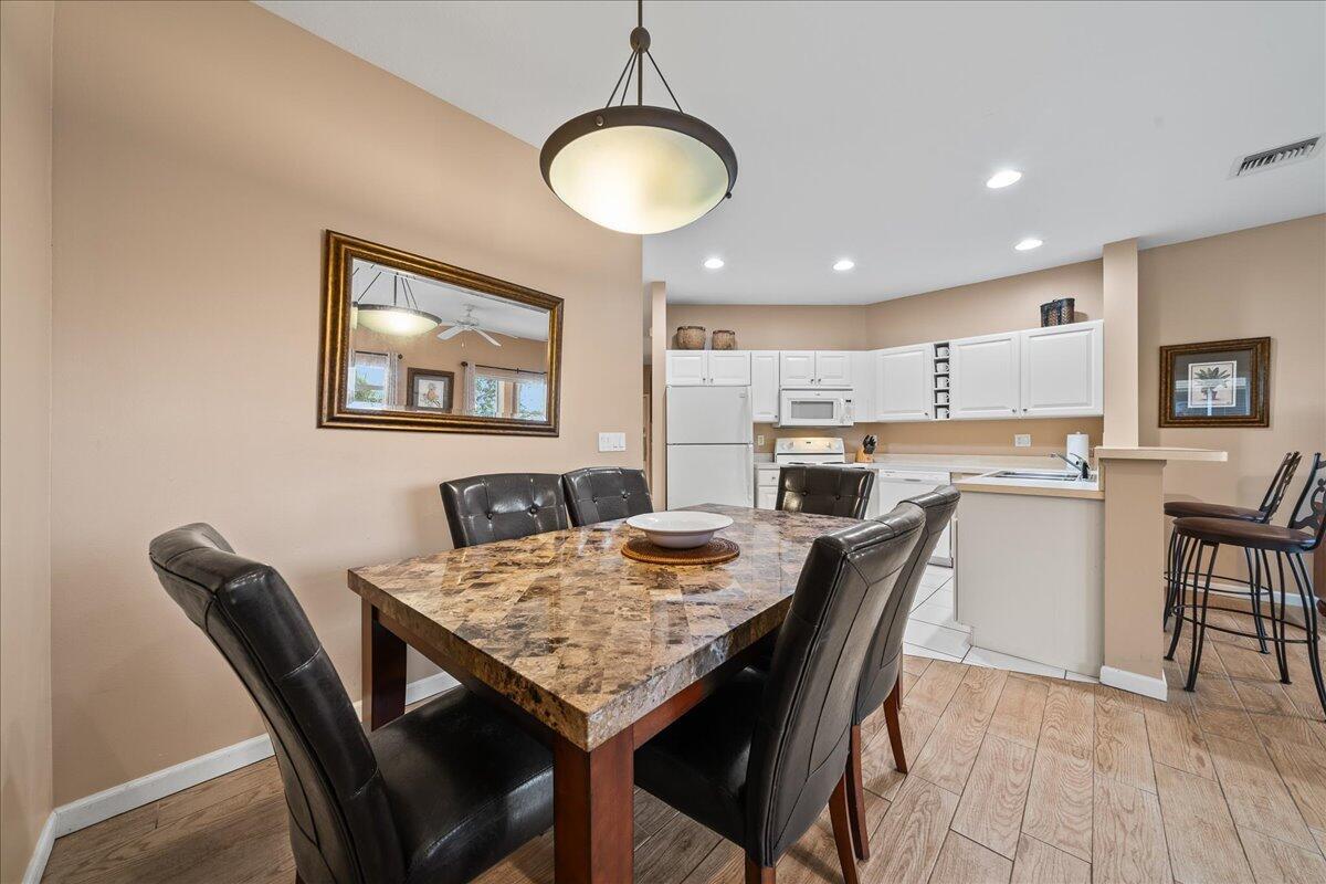 CASTLE PINES CONDOMINIUM - Residential Lease