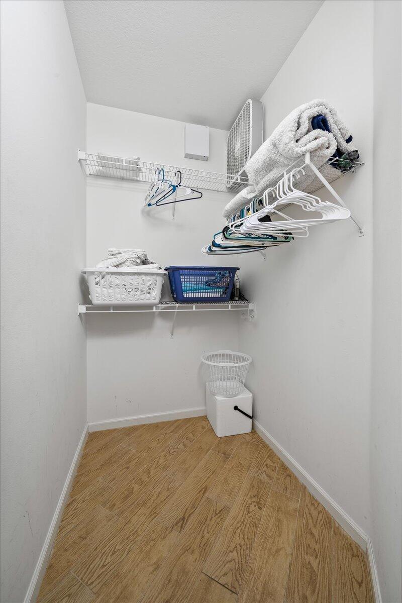 CASTLE PINES CONDOMINIUM - Residential Lease