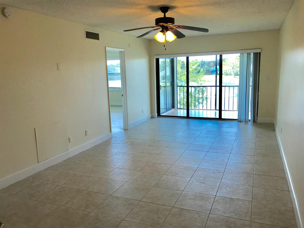 BRIARWOOD CONDO - Residential