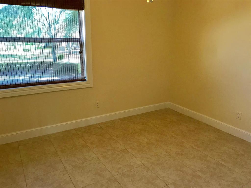 BRIARWOOD CONDO - Residential