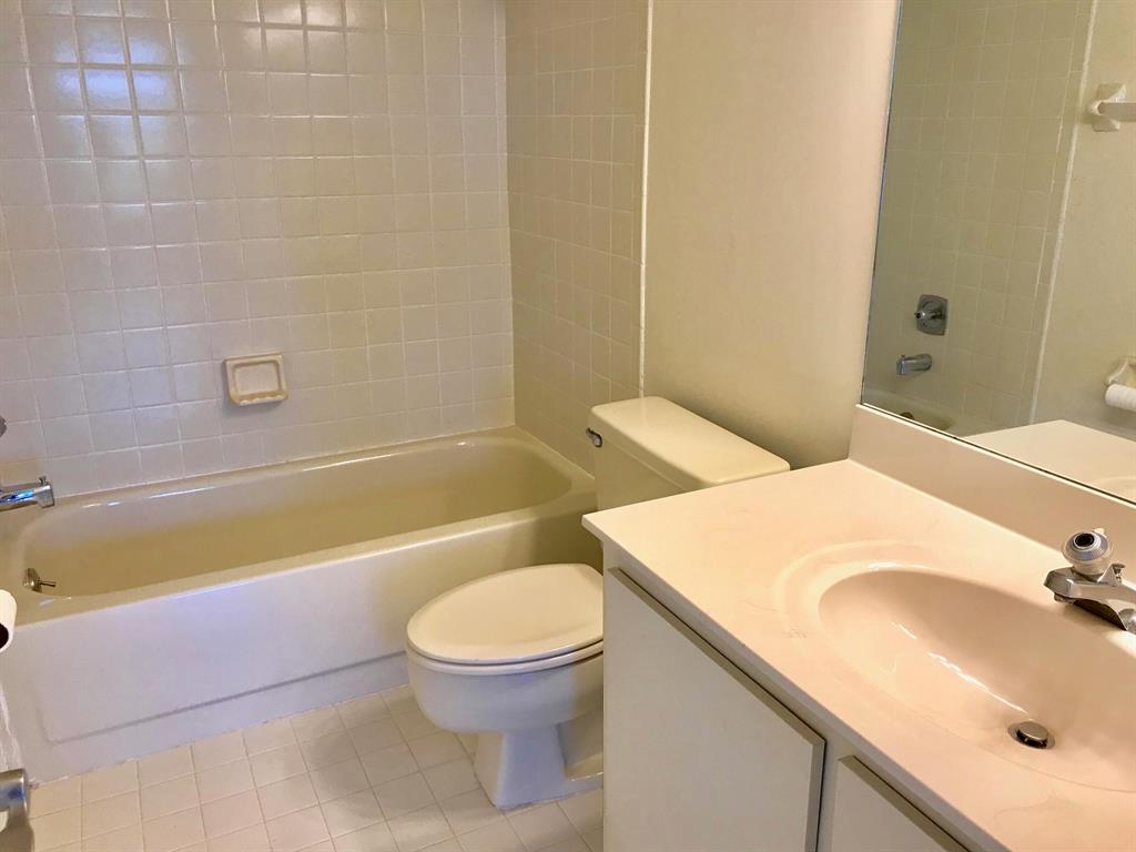 BRIARWOOD CONDO - Residential