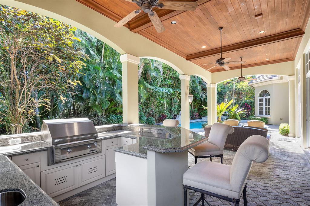 ROYAL PALM YACHT & COUNTRY CLUB - Residential