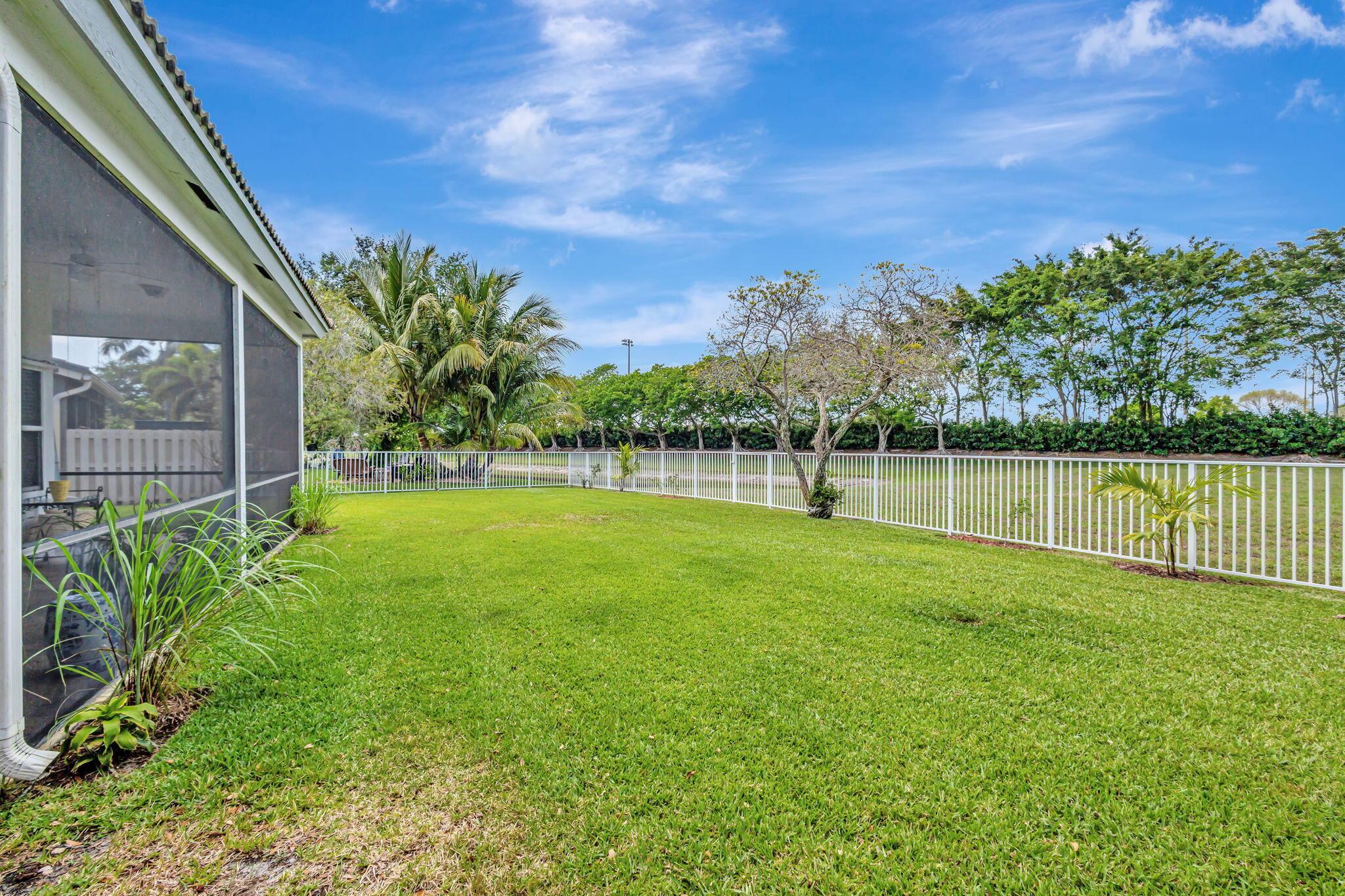 Properties 3662 Old Lighthouse Circle