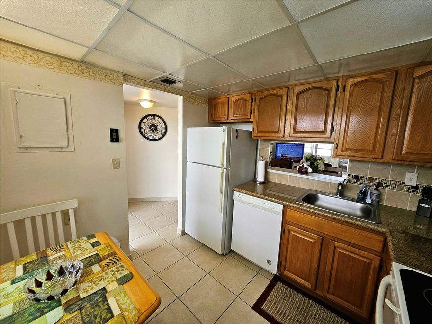 Available to rent FULLY FURNISHED Beautifully updated 4th-floor unit in a 55+ community. Large bedroom with walk-in closet fits a king bed. Modern kitchen with granite counters, tile floors throughout—no carpet. New A/C (Nov 2024) up to code. Fully furnished and move-in ready. Elevator building with new laundry machines. Maintenance includes water, cable, and internet. Enjoy the renovated pool, BBQ area, and clubhouse with full kitchen. No rentals first year; seasonal only (Oct–Apr), 3–6 months. Seller will pay all assessments at closing. 700+ credit score & 20% down required. See attached docs for more info. Available to rent FULLY FURNISHED call or text today.