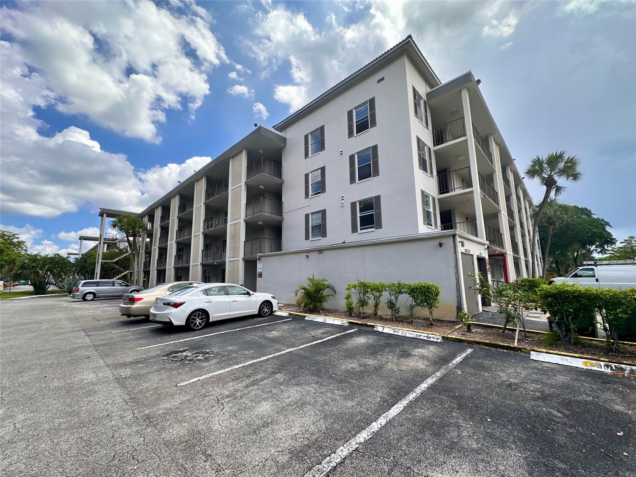 Available to rent FULLY FURNISHED Beautifully updated 4th-floor unit in a 55+ community. Large bedroom with walk-in closet fits a king bed. Modern kitchen with granite counters, tile floors throughout—no carpet. New A/C (Nov 2024) up to code. Fully furnished and move-in ready. Elevator building with new laundry machines. Maintenance includes water, cable, and internet. Enjoy the renovated pool, BBQ area, and clubhouse with full kitchen. No rentals first year; seasonal only (Oct–Apr), 3–6 months. Seller will pay all assessments at closing. 700+ credit score & 20% down required. See attached docs for more info. Available to rent FULLY FURNISHED call or text today.