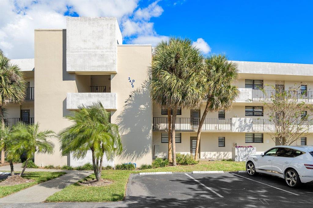 The Palms of Deer Creek - Residential
