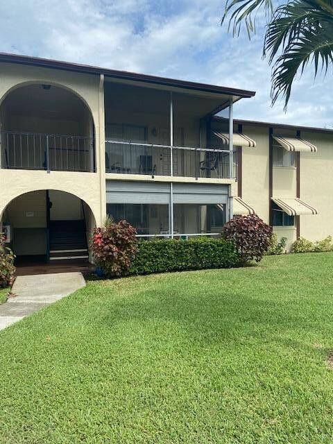 BEAUTIFUL SPOTLESS UPDATED UNIT IN 55+ COMMUNITY. IF YOU ARE LOOKING FOR A PEACEFUL, CALM & CLEAN ATMOSPHERE, YOU FOUND IT! COMPLETELY UPDATED WITH EXTENDED KITCHEN QUARTZ COUNTERTOP AND MODERN KITCHEN CABINETS FOR THOSE WHO LIKE EXTRA SPACE IN THE KITCHEN. ADDITIONAL STORAGE SPACE IN KITCHEN AS WELL. MARBLE ON BATHROOM VANITY TOP AND IN THE SHOWER. ACROSS THE STREET FROM THE POND AND WALKING PATH...GREAT WAY TO START YOUR DAY! CLOSE TO EVERYTHING - SHOPPING, RESTAURANTS, BEACH, AIRPORT, AND MANY BEAUTIFUL PARKS. Roof - 2025Appliances - 2022A/C - 2018W/H - 2017