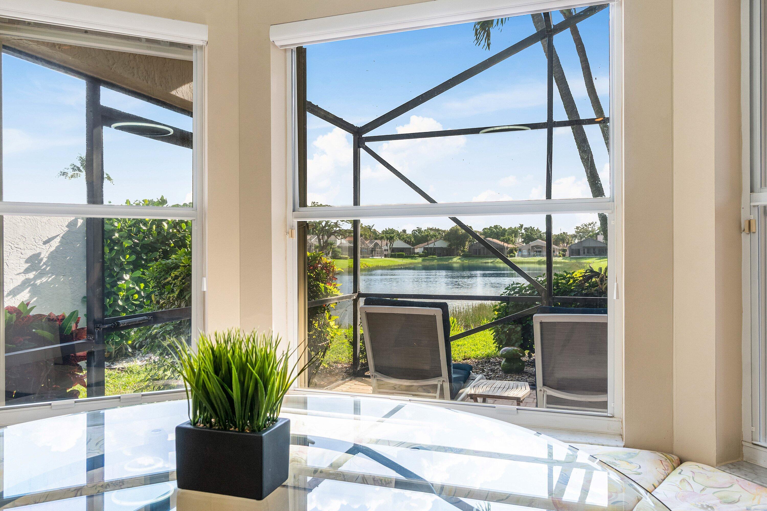 VALENCIA LAKES 3 - Residential