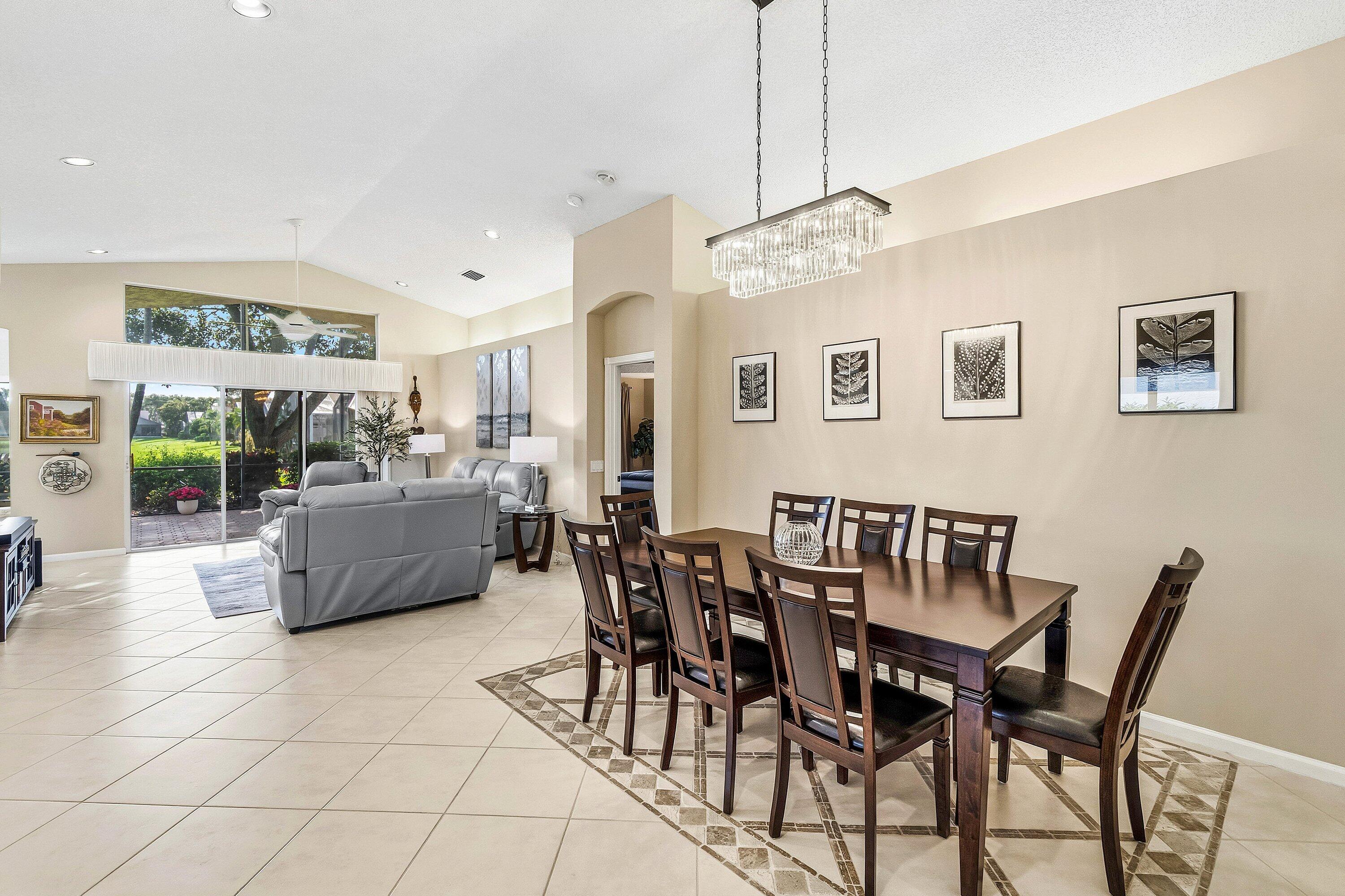 VALENCIA LAKES 3 - Residential