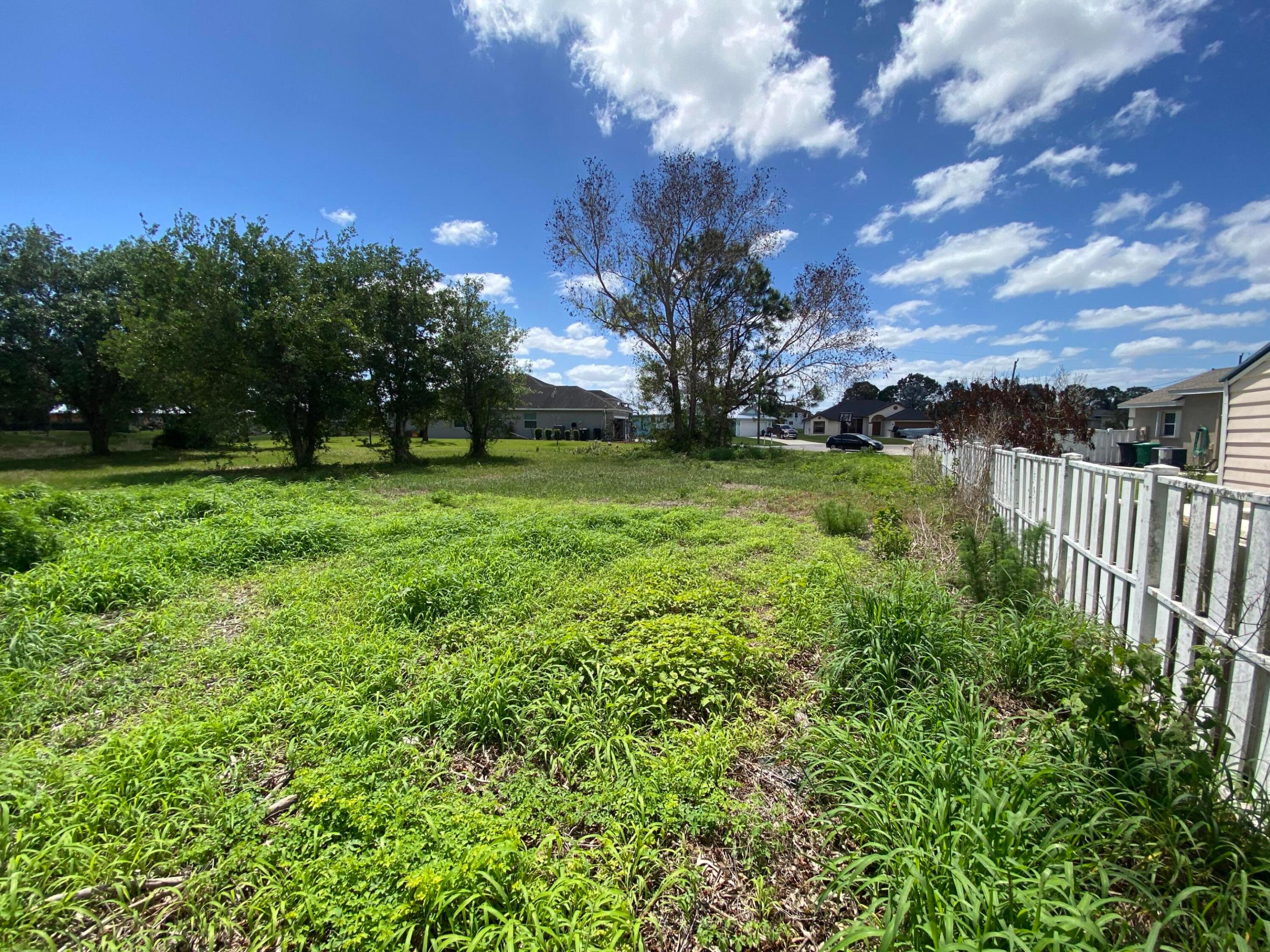 PORT ST LUCIE SECTION 46 1ST REPLAT - Land