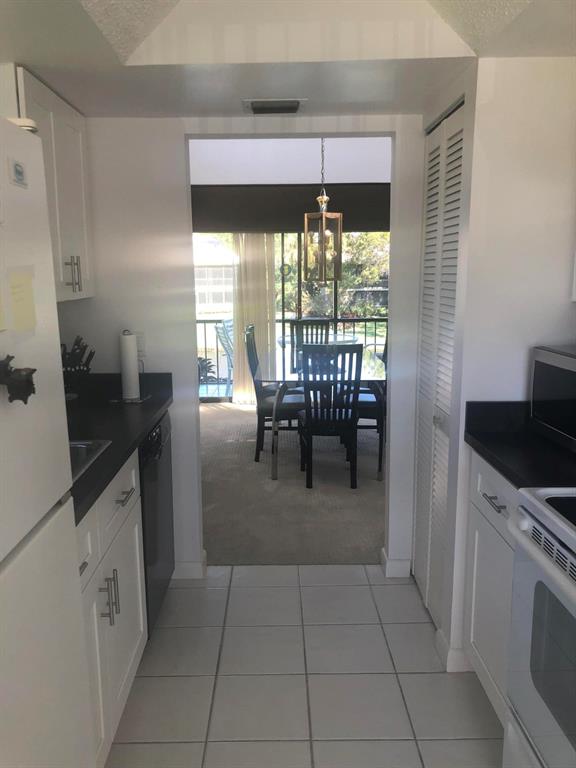 LAKEWOOD GARDENS - Residential