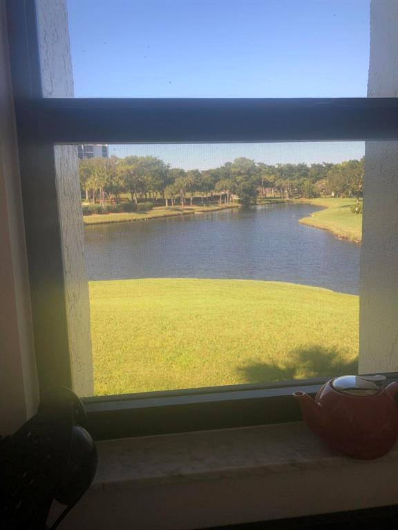 LAKEWOOD GARDENS - Residential