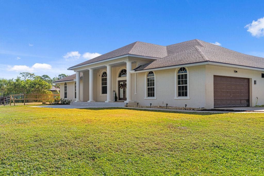 Photo of 17978 83rd Place N, Loxahatchee, FL 33470 (MLS # R11141538)