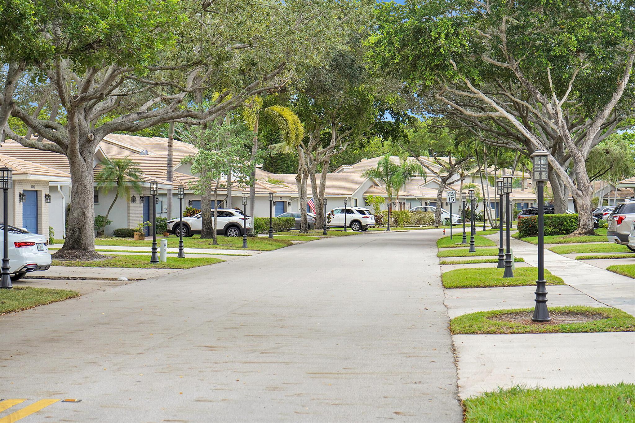 LAKES OF DEER CREEK,DEER - Residential