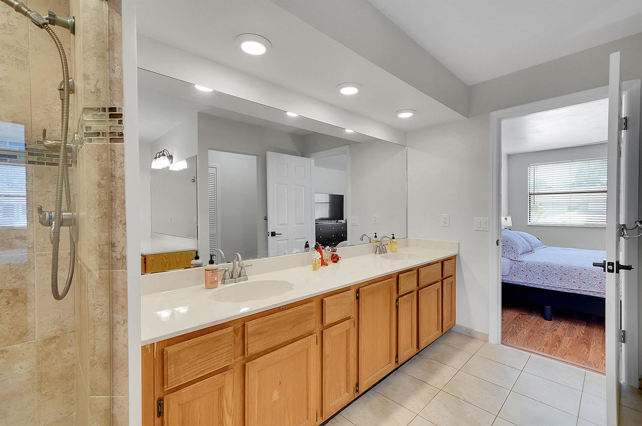 LAKES OF DEER CREEK,DEER - Residential